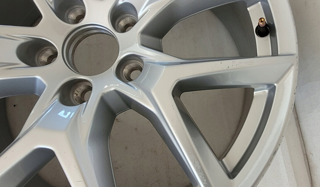 1x Alufelge 18 Zoll 7.5" 5x108 50 5ET 31423851 Volvo Xc60 Ii Rim Wheel