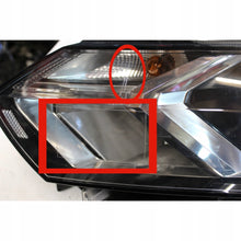 Laden Sie das Bild in den Galerie-Viewer, Frontscheinwerfer Dacia Sandero III 260602809R Ein Stück (Rechts oder Links)