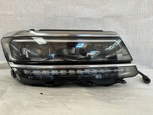 Laden Sie das Bild in den Galerie-Viewer, Frontscheinwerfer VW Tiguan Allspace 5NN941082C Full LED Rechts Headlight