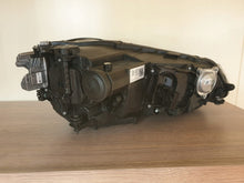 Load image into Gallery viewer, Frontscheinwerfer VW Sportsvan 517941113A LED Links Scheinwerfer Headlight SCH5257775075oc
