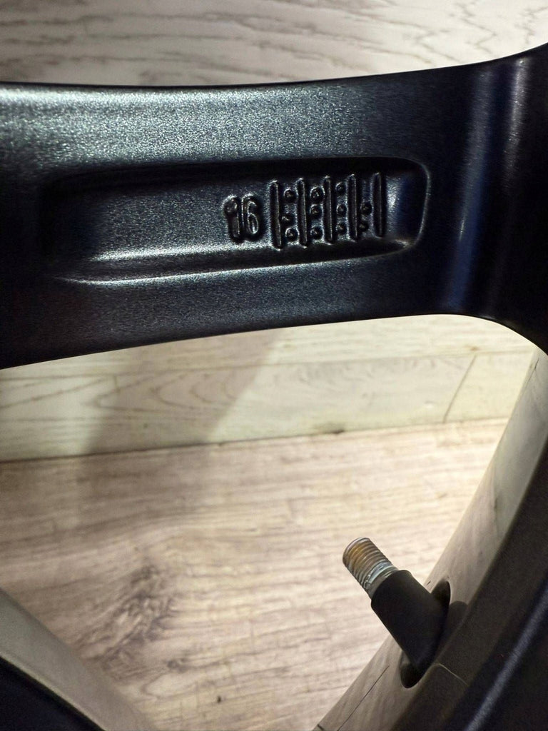 1x Alufelge 16 Zoll 6C0601025J VW Polo Rim Wheel FEL8865024398an