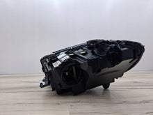 Laden Sie das Bild in den Galerie-Viewer, Frontscheinwerfer Mercedes-Benz W206 A2069066204 Rechts Scheinwerfer Headlight SCH9585920416zs