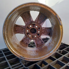 Load image into Gallery viewer, 1x Alufelge 17 Zoll Nissan Navara Pathfinder I R51 Rim Wheel FEL5726027240bb