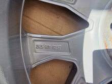 Load image into Gallery viewer, 1x Alufelge 17 Zoll 6.0" 5x112 Glanz 2K5601025F VW Caddy I Rim Wheel FEL6476413929ym