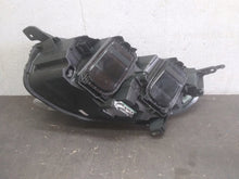 Laden Sie das Bild in den Galerie-Viewer, Frontscheinwerfer Opel Vivaro C Zafira Life 9832836480-00 Xenon Rechts Headlight