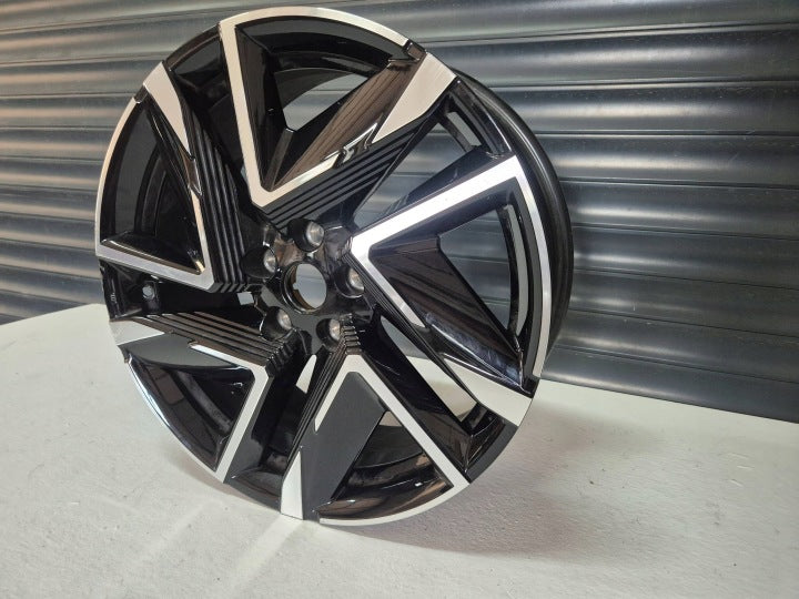 1x Alufelge 19 Zoll 5x114.3 Nissan Juke Rim Wheel FEL2933644070yf
