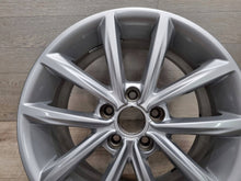 Load image into Gallery viewer, 1x Alufelge 17 Zoll 8J0601025BE Audi Tt Rim Wheel FEL6408716156un