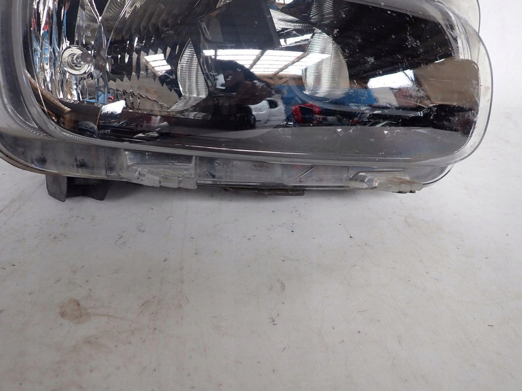 Frontscheinwerfer Citroën Berlingo 9816825080 Rechts Scheinwerfer Headlight