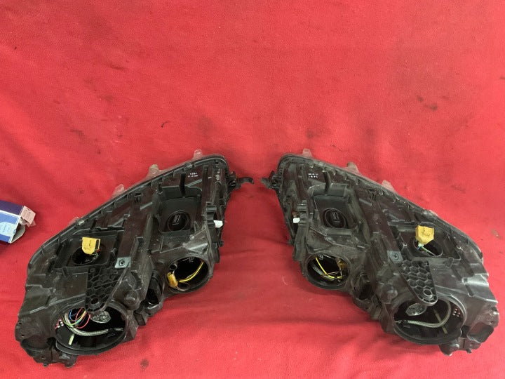 Frontscheinwerfer Skoda Octavia III 5E1941016B 5E1941015B Xenon Rechts Headlight SCH1531620766mg