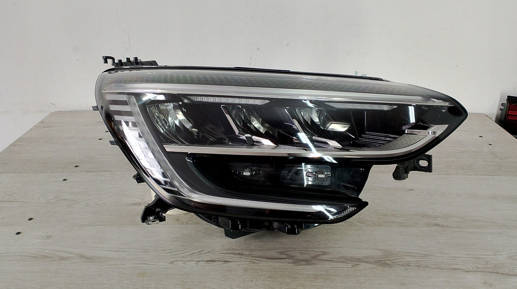 Frontscheinwerfer Renault Megane IV 260105675R LED Rechts Scheinwerfer Headlight SCH6053588419ag