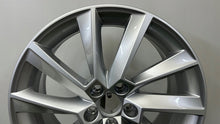 Load image into Gallery viewer, 1x Alufelge 17 Zoll 6.5" 5x100 40ET Glanz Silber 657601025D Skoda Scala Kamiq I FEL5288702868xb