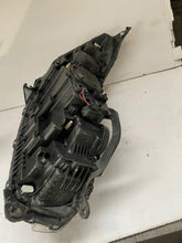 Load image into Gallery viewer, Frontscheinwerfer Citroën C5 III Links Scheinwerfer Headlight SCH7008278583hc