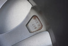 Load image into Gallery viewer, 1x Alufelge 19 Zoll 7.5" 5x114.3 40ET Glanz Schwarz Toyota Rav Rim Wheel FEL6506255542gx