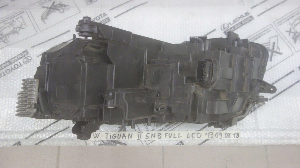 Frontscheinwerfer VW Tiguan 5NB941082D LED Rechts Scheinwerfer Headlight SCH7268899102iz
