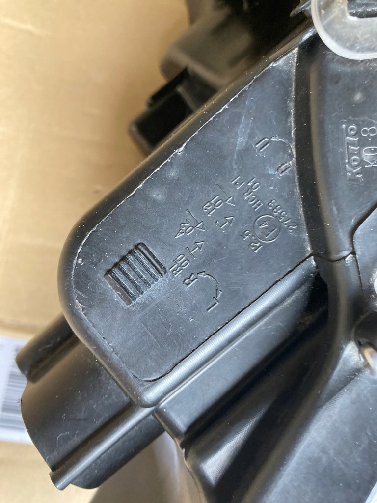 Frontscheinwerfer Toyota Yaris -KO-8EU Full LED Rechts Scheinwerfer Headlight SCH5239321903pz