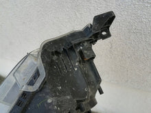 Laden Sie das Bild in den Galerie-Viewer, Frontscheinwerfer Toyota Hilux VIII 81110-0KK60 Rechts Scheinwerfer Headlight SCH1965352808ze
