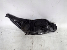 Laden Sie das Bild in den Galerie-Viewer, Frontscheinwerfer Ford Focus Links Scheinwerfer Headlight SCH2203077479tc