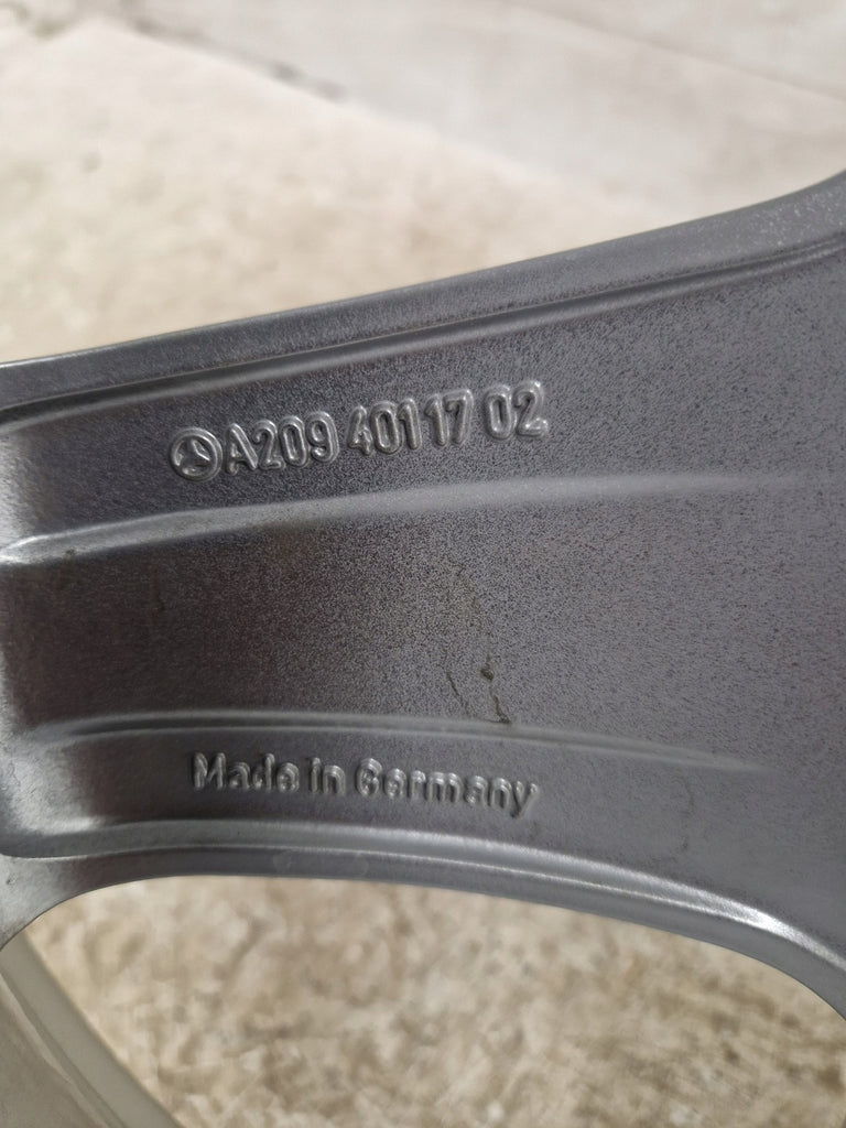 1x Alufelge 18 Zoll 8.5" 5x112 30ET A2094011702 Mercedes-Benz Clk Amg Rim Wheel