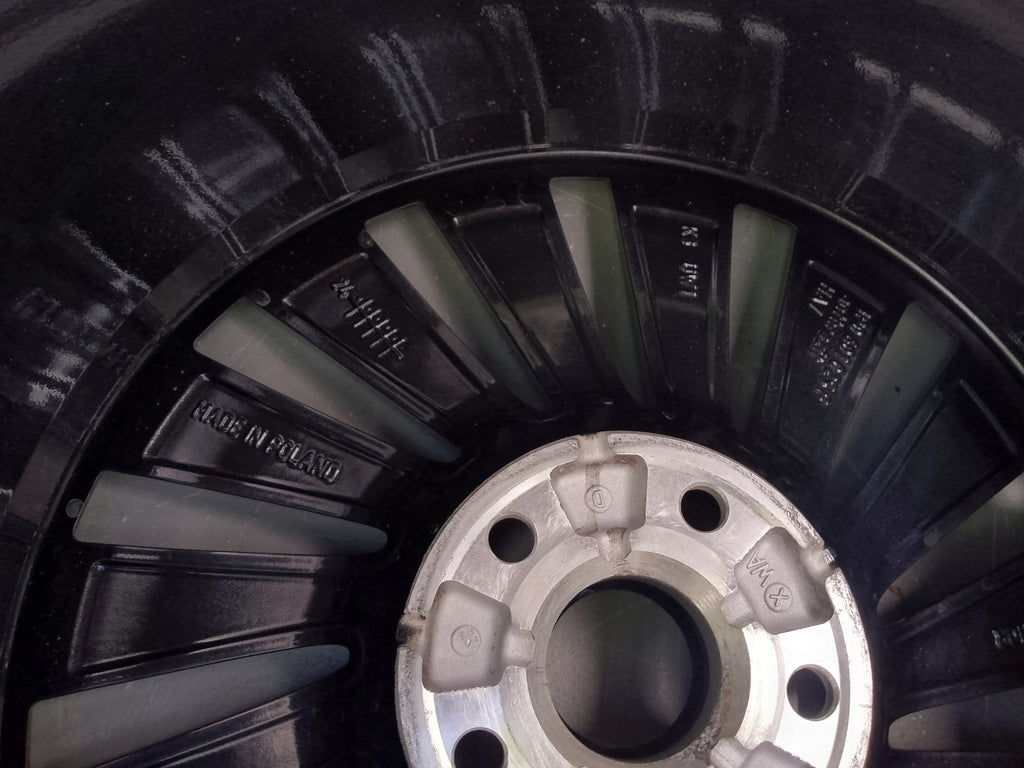 1x Alufelge 18 Zoll 8.0" 5x112 44ET 3P0601025F Skoda Superb Rim Wheel