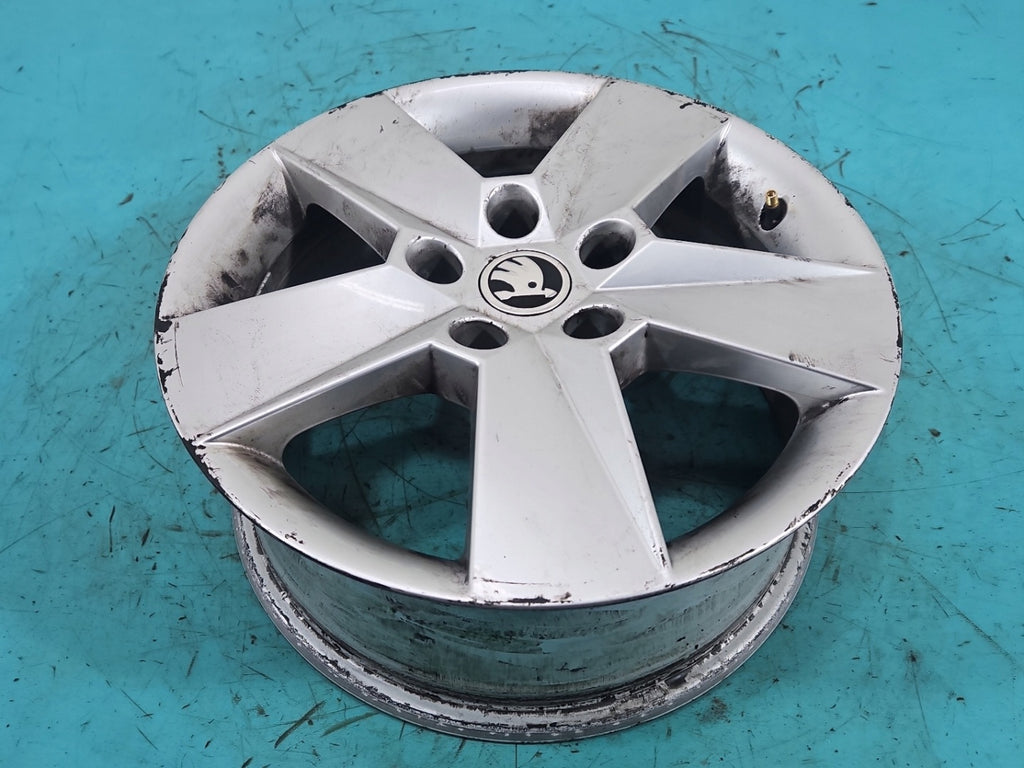 1x Alufelge 16 Zoll 6.5" 5x112 5E0601025H Skoda Octavia Iii Rim Wheel FEL9833638592jl