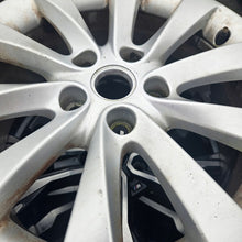 Laden Sie das Bild in den Galerie-Viewer, 1x Alufelge 17 Zoll 7.0" 5x115 44ET Glanz Silber OP068K1 Opel Zafira Rim Wheel FEL3766526714iz