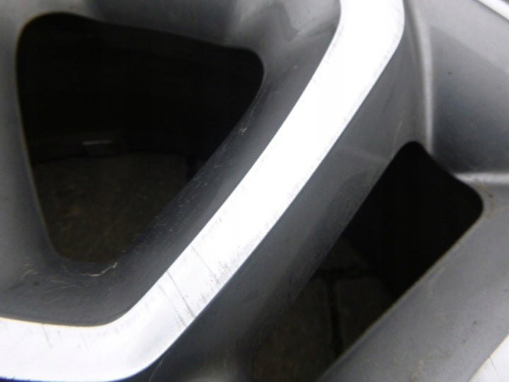 1x Alufelge 17 Zoll 5.0" 4x114.3 52910-C8300 Hyundai I10 Rim Wheel FEL9470351303am