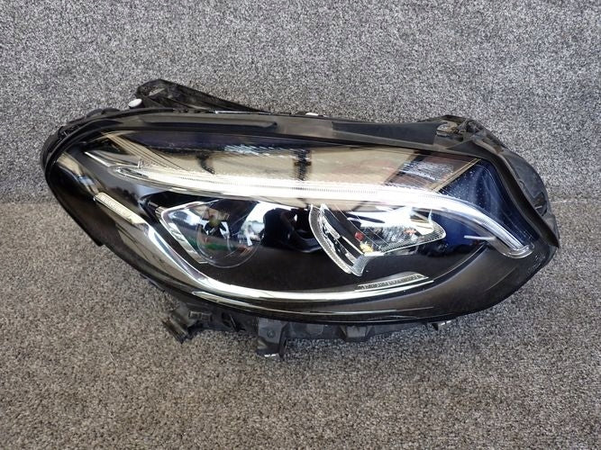 Frontscheinwerfer Mercedes-Benz W246 A2469067001 LED Rechts Headlight