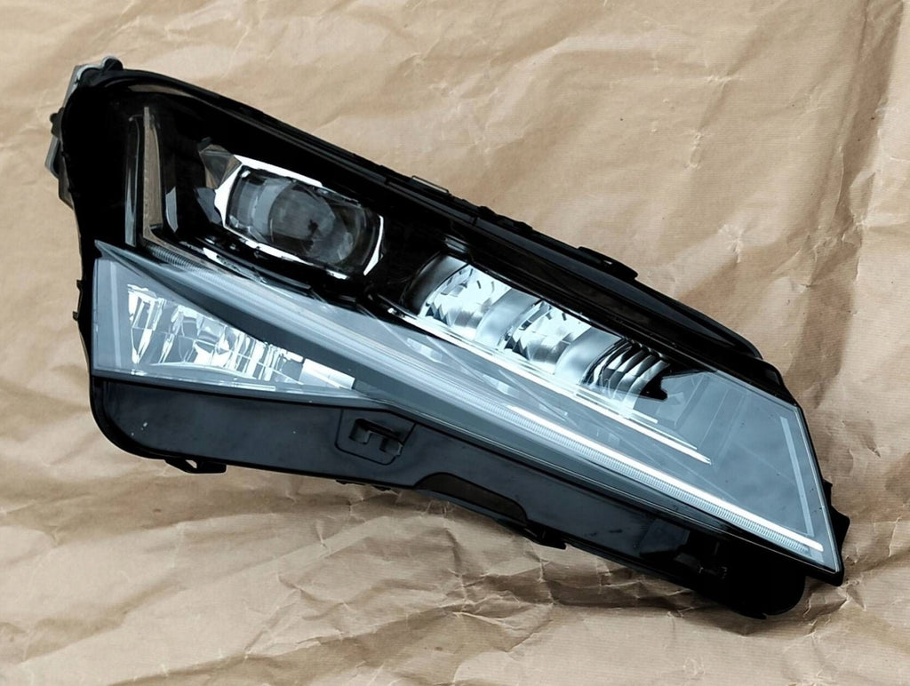 Frontscheinwerfer Skoda Superb 3V1941016 Rechts Scheinwerfer Headlight SCH3004680458pp