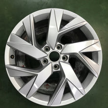 Load image into Gallery viewer, 1x Alufelge 18 Zoll 7.0&quot; 5x112 43ET 5NA601025AD VW Rim Wheel