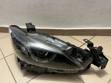 Load image into Gallery viewer, Frontscheinwerfer Mazda 6 LED Rechts Scheinwerfer Headlight SCH2180868122oc