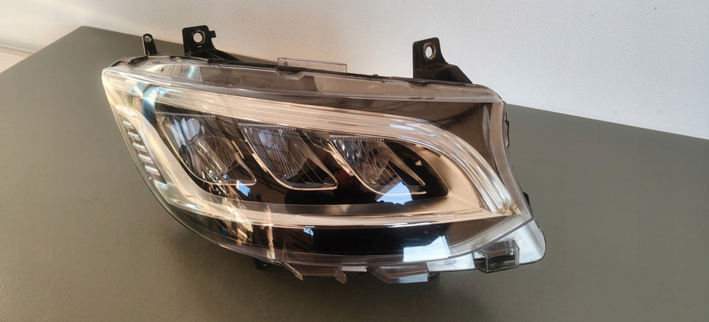 Frontscheinwerfer Mercedes-Benz Sprinter A9109065800 LED Rechts Headlight SCH7067854187sw