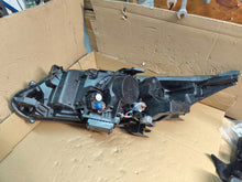 Laden Sie das Bild in den Galerie-Viewer, Frontscheinwerfer Mitsubishi Eclipse Cross 548489421 Full LED Rechts Headlight