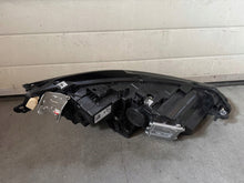 Load image into Gallery viewer, Frontscheinwerfer VW Golf VIII 5H1941005A L866469 5H1941006 LED Ein Satz SCH4310425248dg