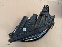Laden Sie das Bild in den Galerie-Viewer, Frontscheinwerfer Mercedes-Benz W213 A2139064504 LED Links Headlight SCH9309717459mj