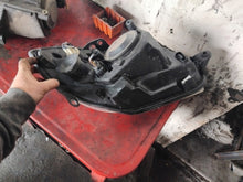 Load image into Gallery viewer, Frontscheinwerfer Skoda Fabia II Roomster Ein Satz Scheinwerfer Headlight SCH9066921918jj