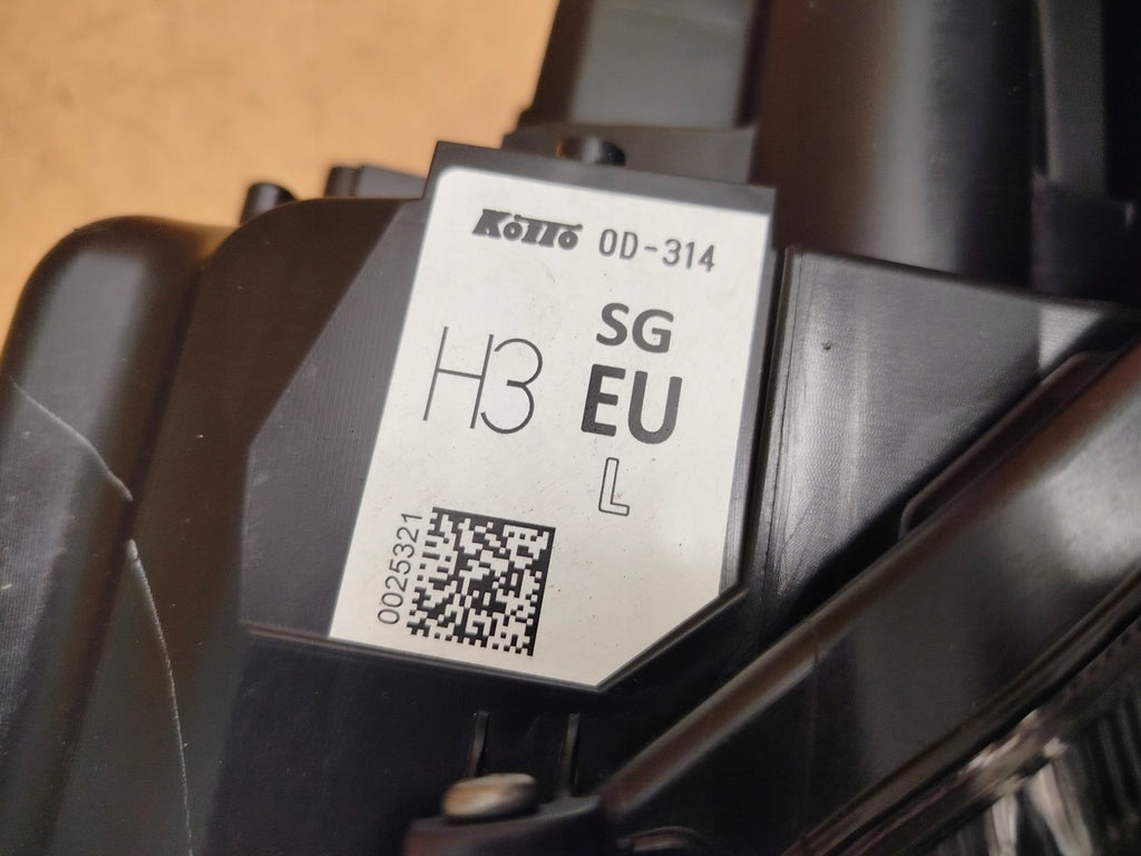 Frontscheinwerfer Toyota Yaris Cross 0D-314 Full LED Links Headlight SCH5625882226le