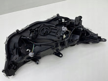 Laden Sie das Bild in den Galerie-Viewer, Frontscheinwerfer Toyota Rav V 4 RCD26587 Links Scheinwerfer Headlight SCH3707941484im