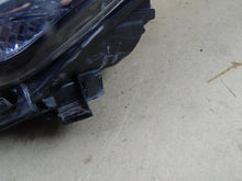 Laden Sie das Bild in den Galerie-Viewer, Frontscheinwerfer Toyota Chr C-Hr 81150-F4180-00 Links Scheinwerfer Headlight SCH1852428393ro