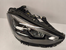 Laden Sie das Bild in den Galerie-Viewer, Frontscheinwerfer Mercedes-Benz W206 2069067203 LED Rechts Headlight SCH4999219827he
