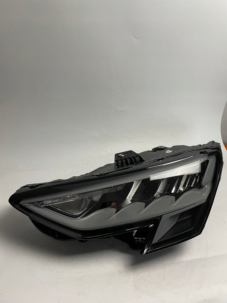 Frontscheinwerfer Audi A3 8Y0941011C LED Ein Stück (Rechts oder Links) Headlight SCH7421706129pl