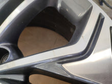 Load image into Gallery viewer, 1x Alufelge 19 Zoll 8.0&quot; 5x114.3 51ET 52910-S1330 Hyundai Santa I Fe Rim Wheel