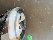 Load image into Gallery viewer, Frontscheinwerfer VW New Beetle 5CZ941031 Xenon Links Scheinwerfer Headlight SCH6109340699mp