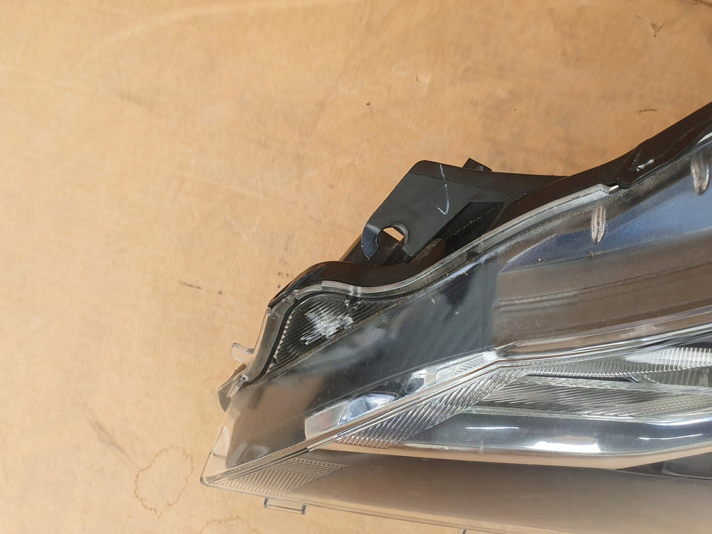 Frontscheinwerfer Toyota Yaris Links Scheinwerfer Headlight SCH4639965502eu