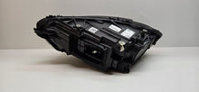 Laden Sie das Bild in den Galerie-Viewer, Frontscheinwerfer Mercedes-Benz Cla A1189068400 LED Rechts Headlight SCH1070646032lm
