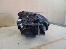 Laden Sie das Bild in den Galerie-Viewer, Frontscheinwerfer Mercedes-Benz Eqa Eqb A2439069000 LED Rechts Headlight SCH1839384655gq