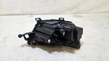 Laden Sie das Bild in den Galerie-Viewer, Frontscheinwerfer Skoda Kamiq 658941015 Links Scheinwerfer Headlight SCH2065314940wx