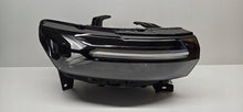 Laden Sie das Bild in den Galerie-Viewer, Frontscheinwerfer Dacia Duster 260107725R LED Rechts Scheinwerfer Headlight SCH8513437368ie