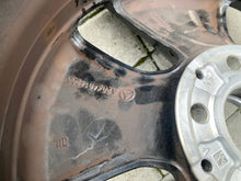 Load image into Gallery viewer, 1x Alufelge 17 Zoll 7.0" 5x112 44 5ET A2064016000 Mercedes-Benz W206 Rim Wheel FEL6955073037kx