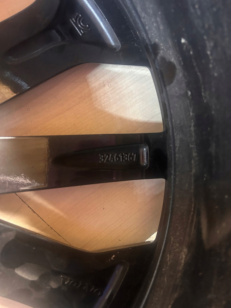 1x Alufelge 20 Zoll 8.0" 5x108 50 5ET Glanz Schwarz 32461367 Volvo I Rim Wheel FEL2127103704ye