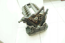 Load image into Gallery viewer, Motorblock Mercedes-Benz W220 137970 6.0 367PS 270kW 190TKm Benzin Unkomplett